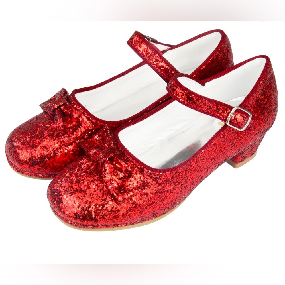 KidCostumes Dorothy's Ruby Red Wizard of Oz Slipper Shoes for Girls | Size 3